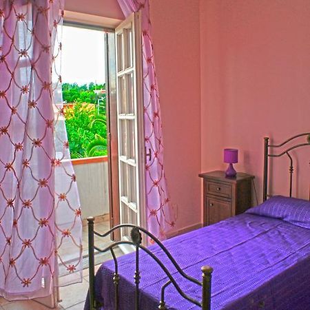 Bed and Breakfast La Casa Di Miro Катандзаро Номер фото